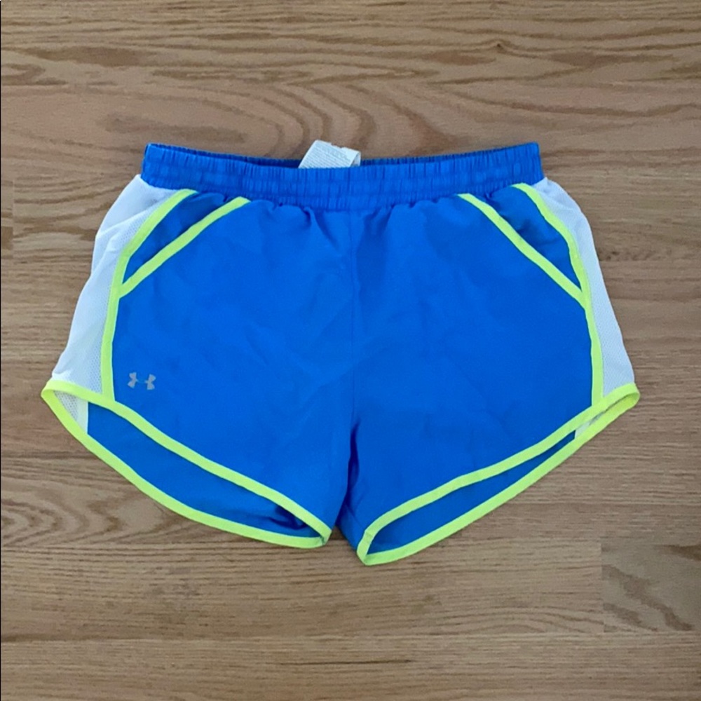 Under Armour Shorts Size S